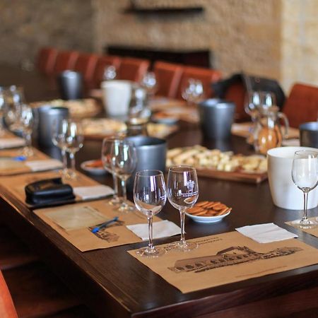 Prince Trubetskoi Winery Hotel โนวา คาคอฟกา ภายนอก รูปภาพ