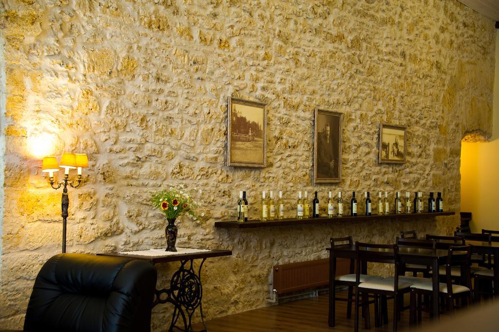 Prince Trubetskoi Winery Hotel โนวา คาคอฟกา ภายนอก รูปภาพ