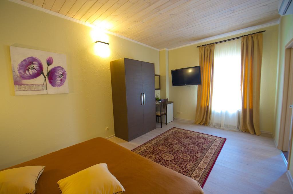 Prince Trubetskoi Winery Hotel โนวา คาคอฟกา ห้อง รูปภาพ